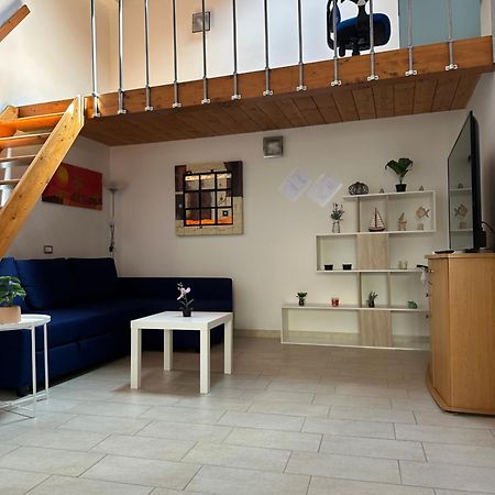 Stylish Loft Trivano Cagliari 2 Beds/2 Bath Extérieur photo