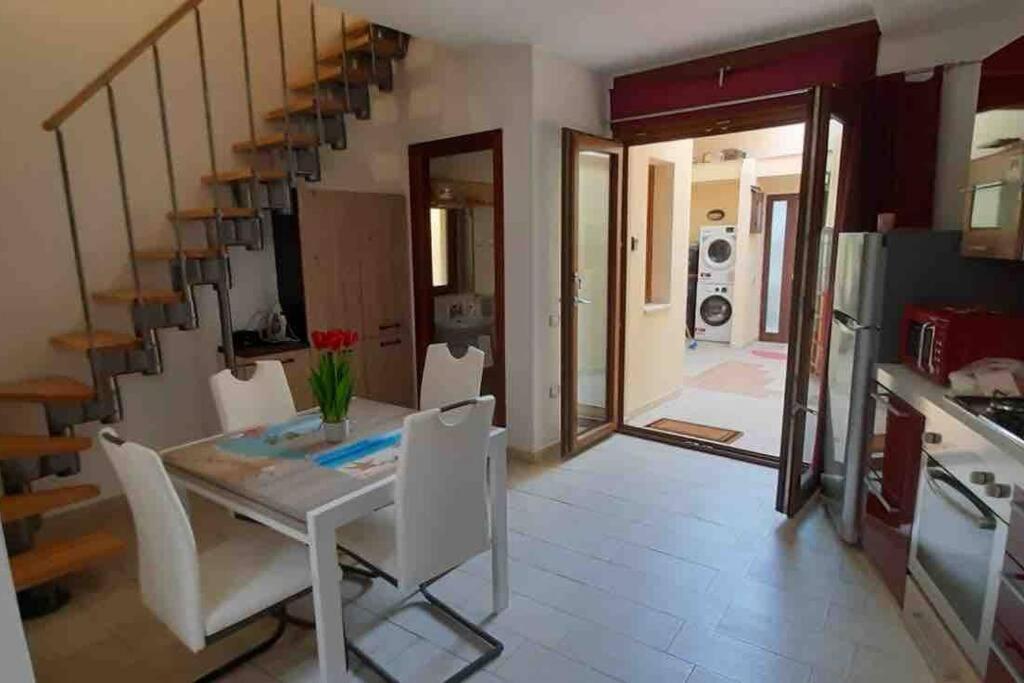 Stylish Loft Trivano Cagliari 2 Beds/2 Bath Extérieur photo